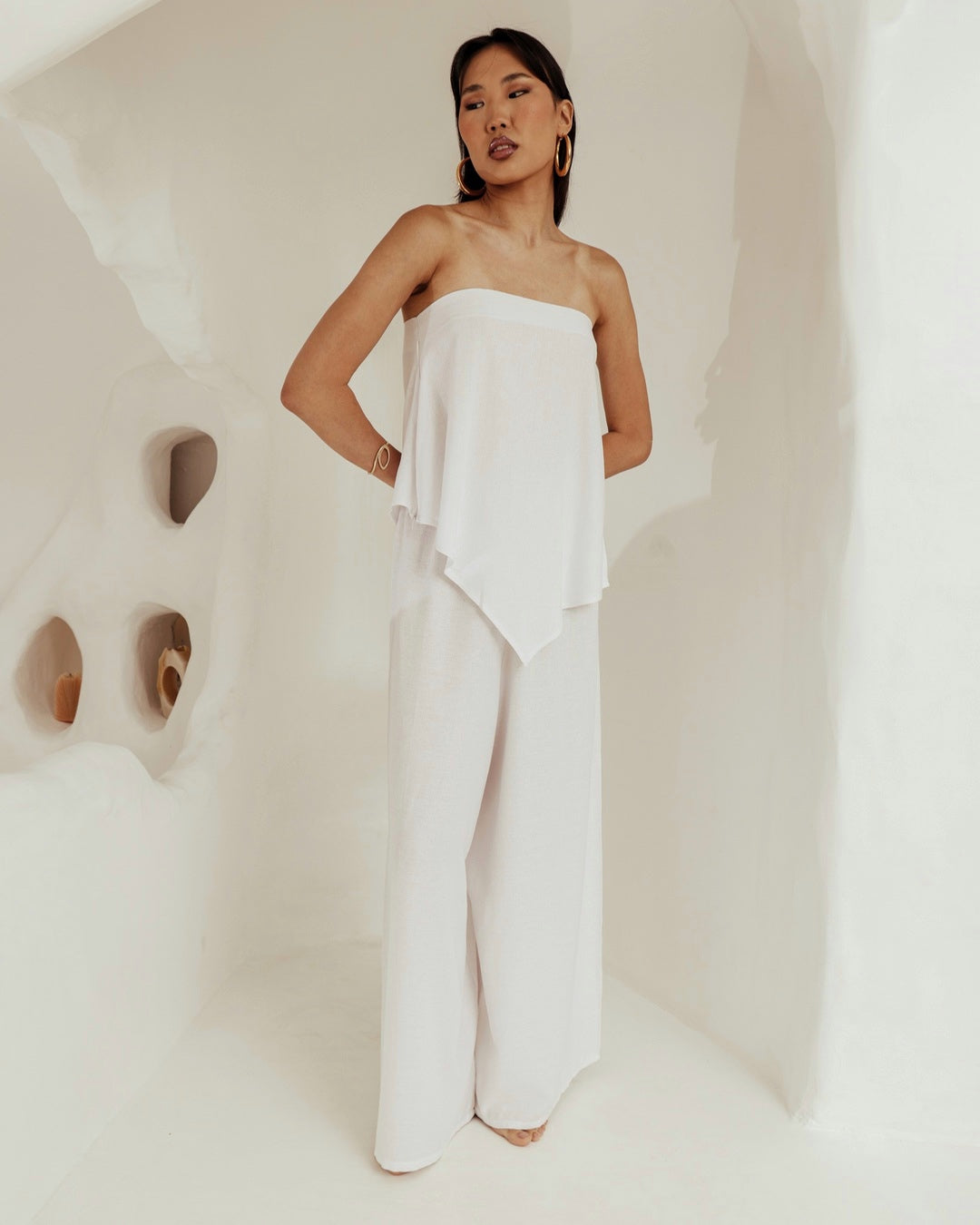 Capri column set