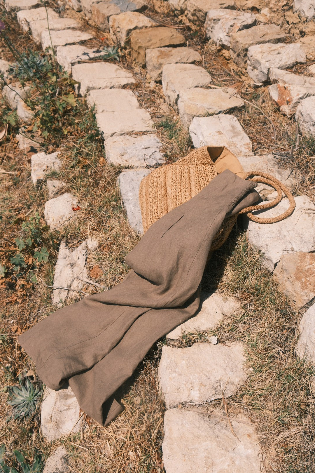 Woven Through Time: The Story and Spirit of Linen